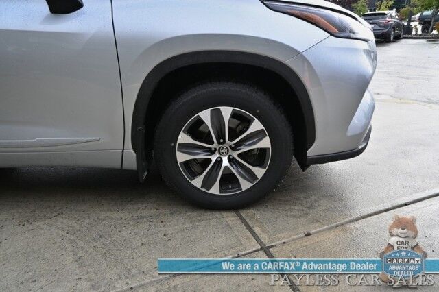 2023 Toyota Highlander XLE / AWD / Power & Heated Leather Seats / Sunroof / Adaptive Cruise / Lane Departure & Blind Spot Alert / Bluetooth / Backup Camera / 3rd Row / Rear Captains Chairs / Seats 7 / 28 MPG / 1-Owner Anchorage AK