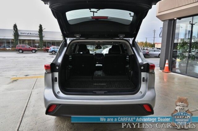 2023 Toyota Highlander XLE / AWD / Power & Heated Leather Seats / Sunroof / Adaptive Cruise / Lane Departure & Blind Spot Alert / Bluetooth / Backup Camera / 3rd Row / Rear Captains Chairs / Seats 7 / 28 MPG / 1-Owner Anchorage AK