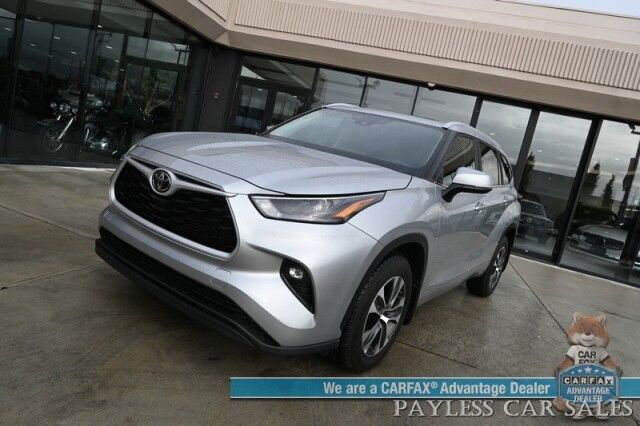 2023 Toyota Highlander XLE / AWD / Power & Heated Leather Seats / Sunroof / Adaptive Cruise / Lane Departure & Blind Spot Alert / Bluetooth / Backup Camera / 3rd Row / Rear Captains Chairs / Seats 7 / 28 MPG / 1-Owner Anchorage AK