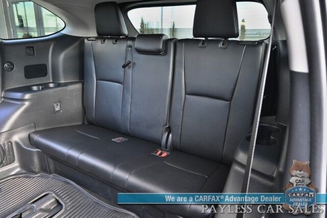 2023 Toyota Highlander XLE / AWD / Power & Heated Leather Seats / Sunroof / Adaptive Cruise / Lane Watch & Blind Spot / Apple CarPlay & Android Auto / Captain Chairs / 3rd Row / Seats 7 / Back Up Cam / Only 27K Miles / 1-Owner Anchorage AK