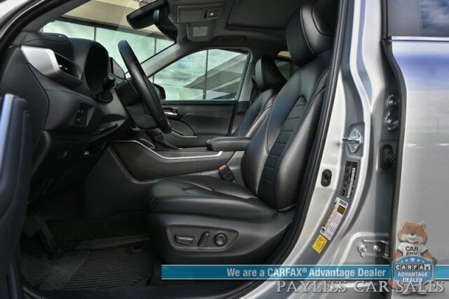 2023 Toyota Highlander XLE / AWD / Power & Heated Leather Seats / Sunroof / Adaptive Cruise / Lane Watch & Blind Spot / Apple CarPlay & Android Auto / Captain Chairs / 3rd Row / Seats 7 / Back Up Cam / Only 27K Miles / 1-Owner Anchorage AK