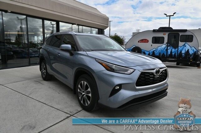 2023 Toyota Highlander XLE / AWD / Power & Heated Leather Seats / Sunroof / Blind Spot & Collision Alert / Lane Departure Alert / 3rd Row / Captain Chairs / Seats 7 / Apple CarPlay & Android Auto / Keyless Entry & Start / 1-Owner Anchorage AK