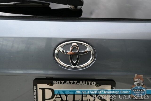 2023 Toyota Highlander XLE / AWD / Power & Heated Leather Seats / Sunroof / Blind Spot & Collision Alert / Lane Departure Alert / 3rd Row / Captain Chairs / Seats 7 / Apple CarPlay & Android Auto / Keyless Entry & Start / 1-Owner Anchorage AK
