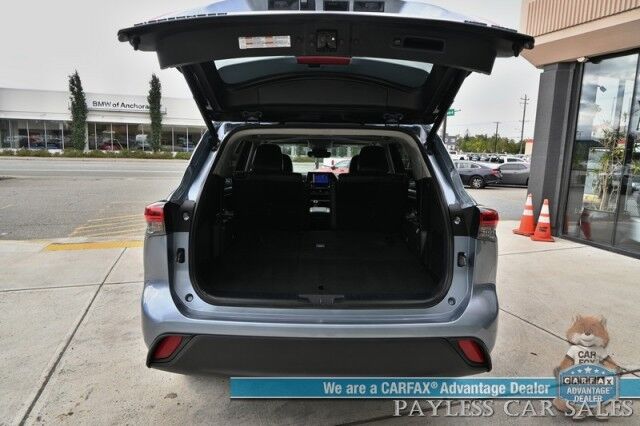2023 Toyota Highlander XLE / AWD / Power & Heated Leather Seats / Sunroof / Blind Spot & Collision Alert / Lane Departure Alert / 3rd Row / Captain Chairs / Seats 7 / Apple CarPlay & Android Auto / Keyless Entry & Start / 1-Owner Anchorage AK