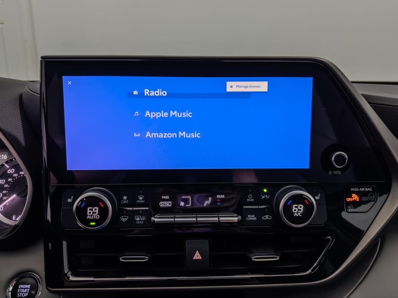 2023 Toyota Highlander XLE AWD Tallmadge OH