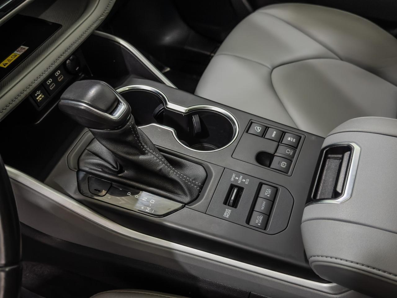2023 Toyota Highlander XLE AWD Tallmadge OH
