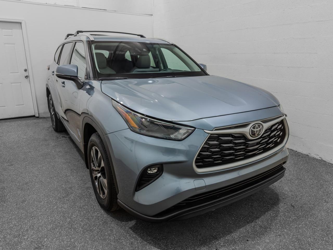 2023 Toyota Highlander XLE AWD