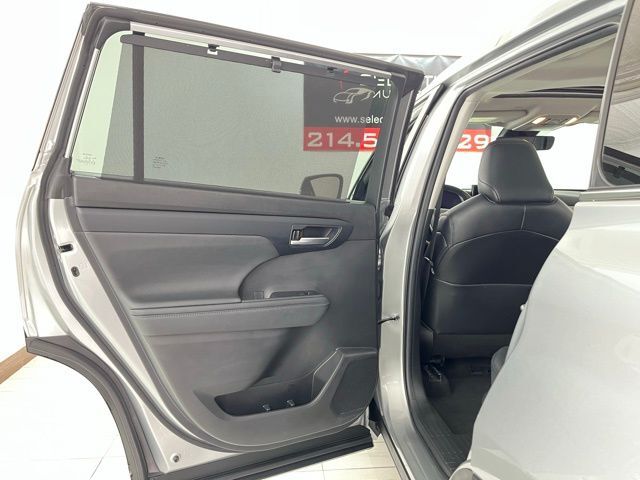 2023 Toyota Highlander XLE Carrollton TX