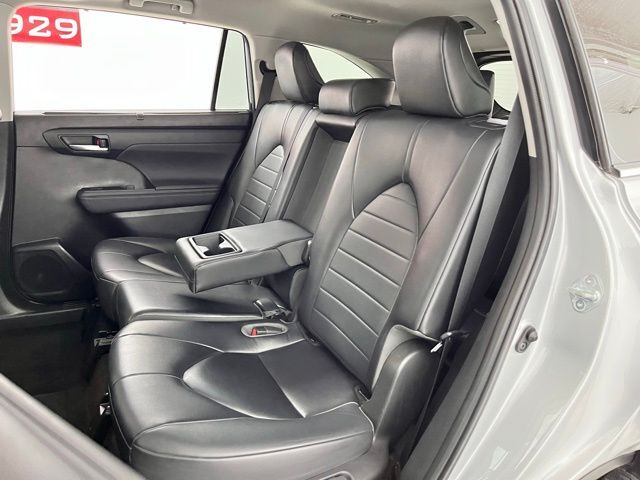 2023 Toyota Highlander XLE Carrollton TX