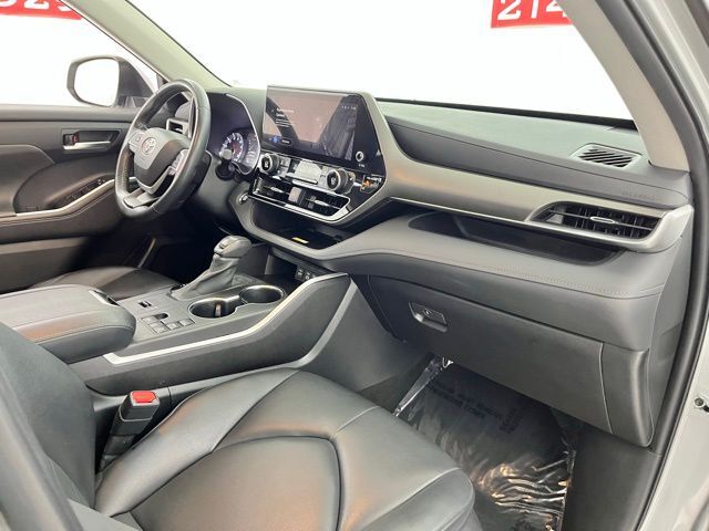 2023 Toyota Highlander XLE Carrollton TX