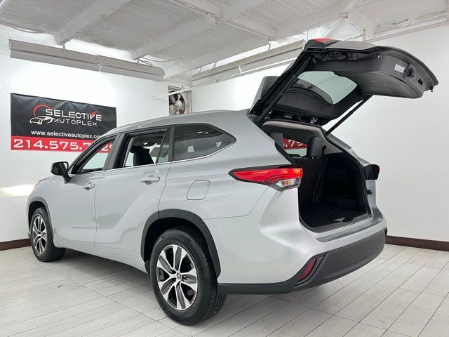 2023 Toyota Highlander XLE Carrollton TX