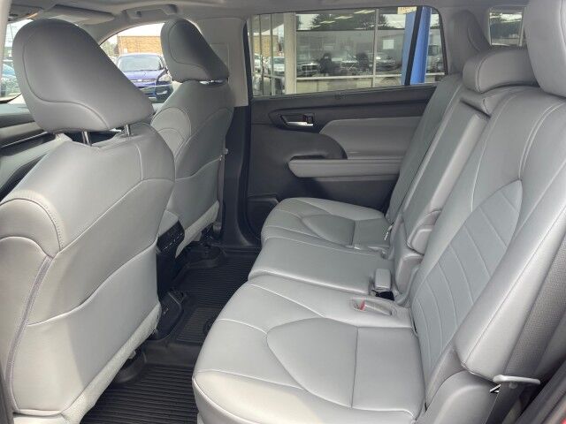 2023 Toyota Highlander XLE Cleveland OH