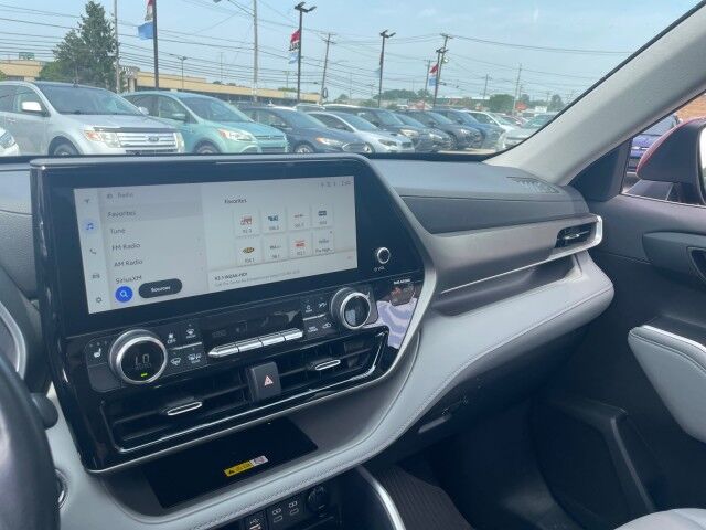 2023 Toyota Highlander XLE Cleveland OH
