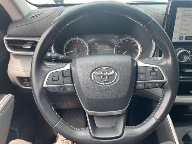 2023 Toyota Highlander XLE Cleveland OH