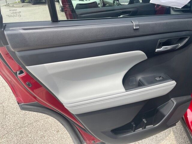 2023 Toyota Highlander XLE Cleveland OH