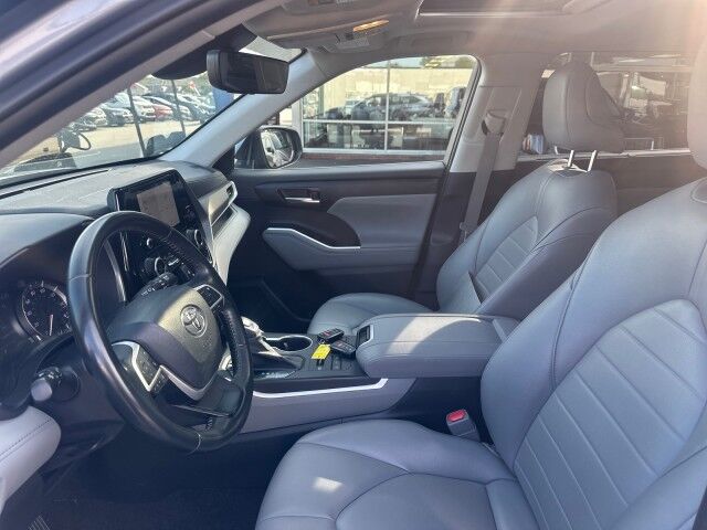 2023 Toyota Highlander XLE Cleveland OH