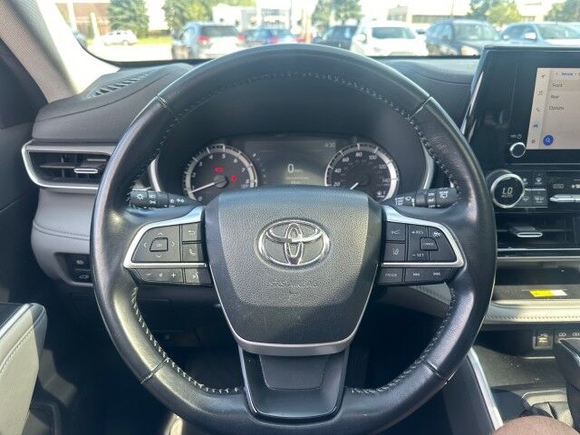 2023 Toyota Highlander XLE Cleveland OH