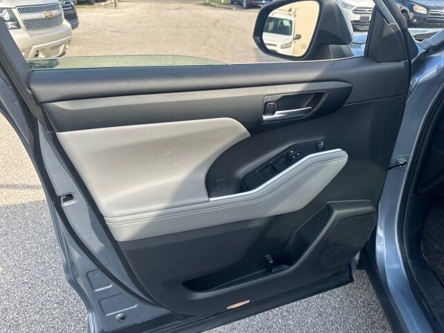 2023 Toyota Highlander XLE Cleveland OH