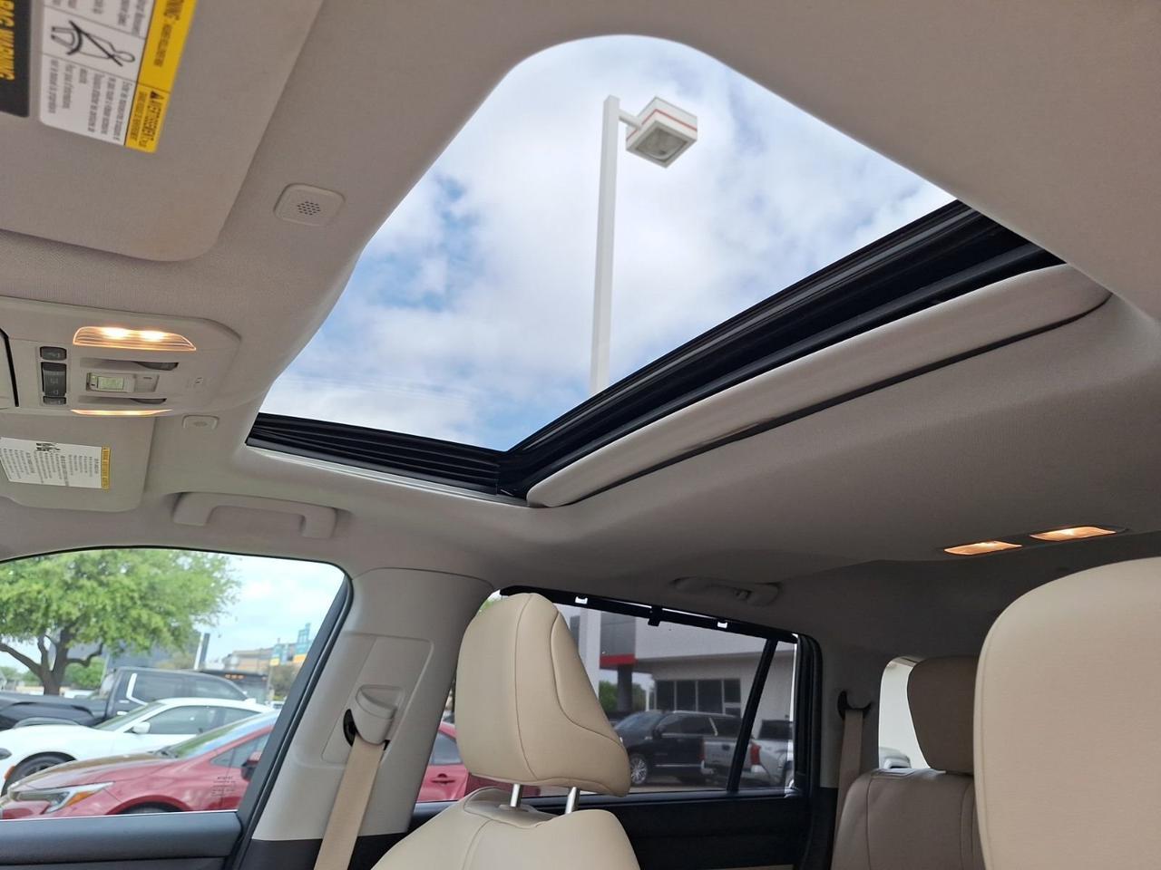 2023 Toyota Highlander XLE Hurst TX