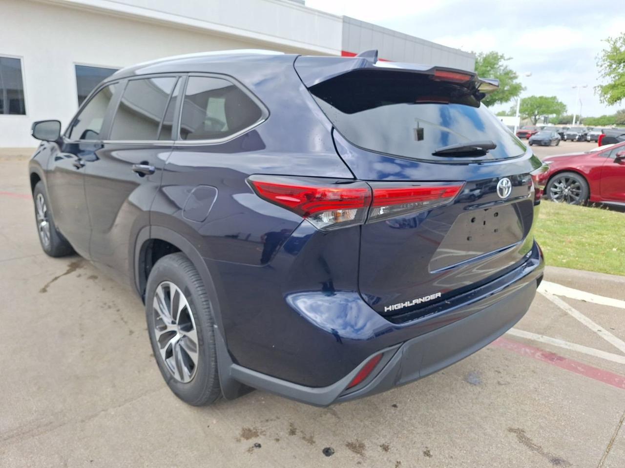 2023 Toyota Highlander XLE Hurst TX