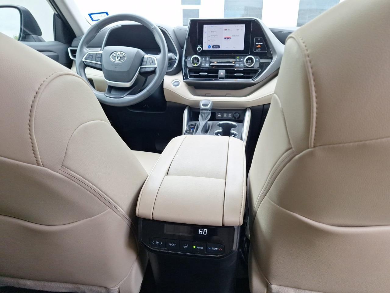 2023 Toyota Highlander XLE Hurst TX