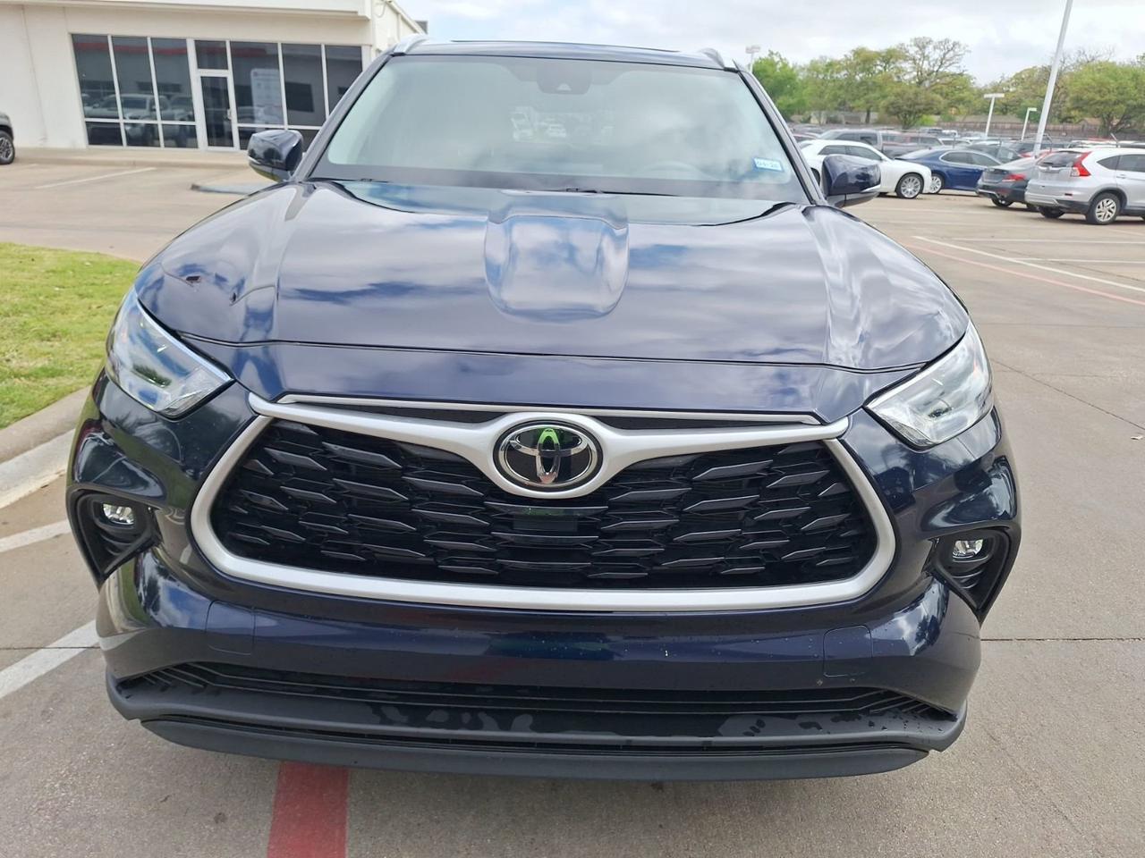 2023 Toyota Highlander XLE Hurst TX