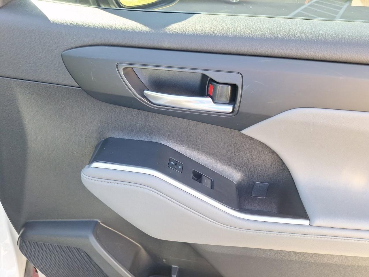 2023 Toyota Highlander XLE Hurst TX