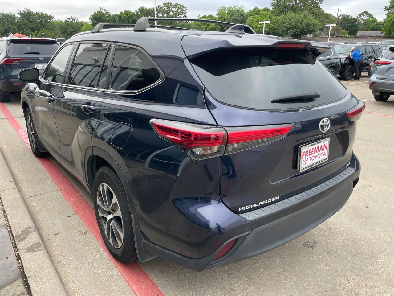 2023 Toyota Highlander XLE Hurst TX