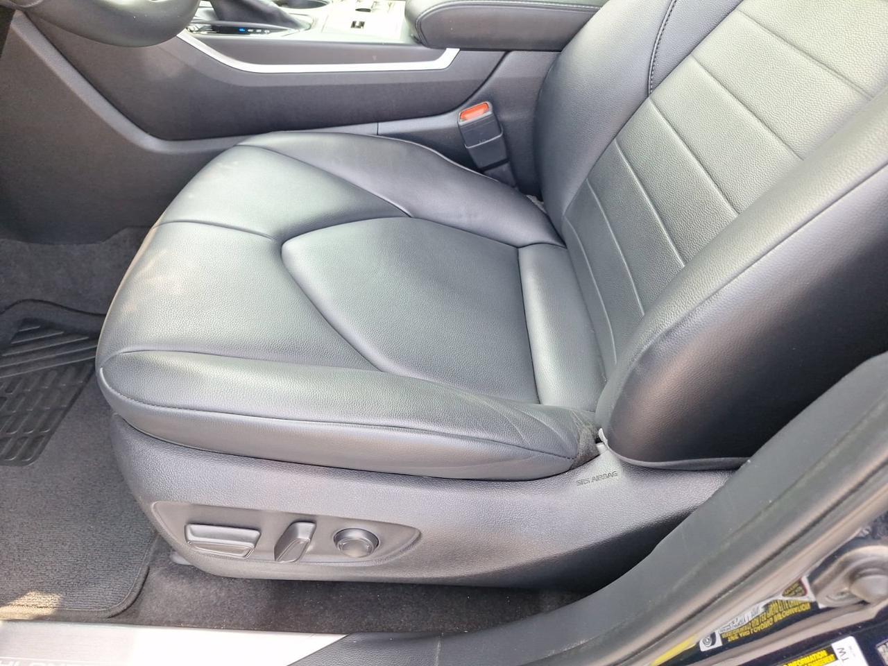 2023 Toyota Highlander XLE Hurst TX