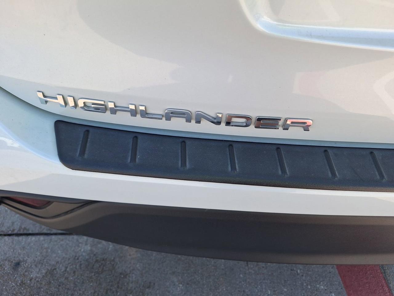 2023 Toyota Highlander XLE Hurst TX