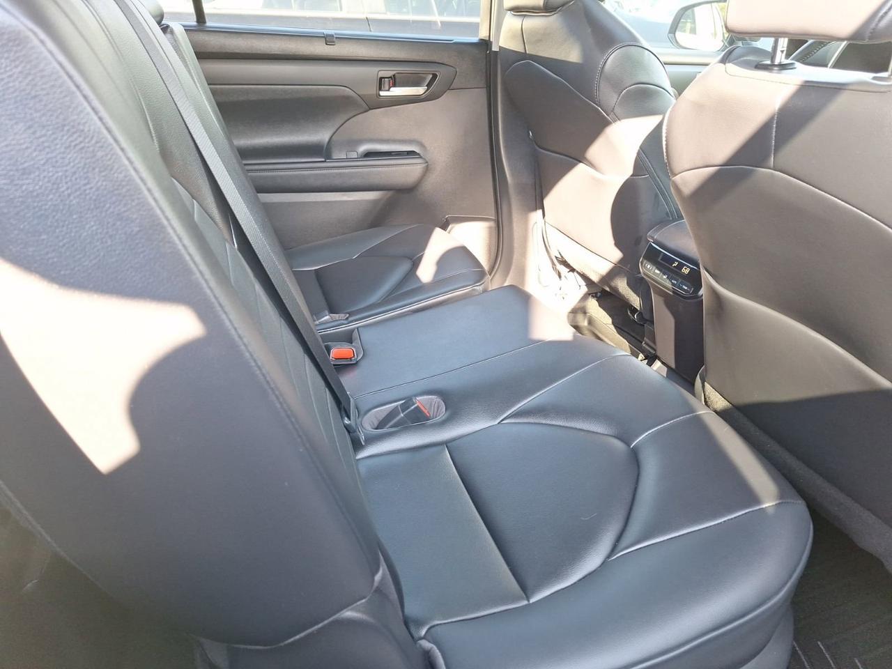 2023 Toyota Highlander XLE Hurst TX