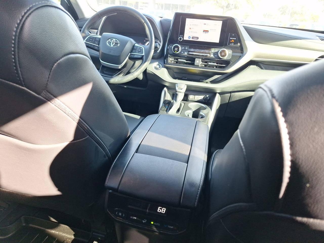 2023 Toyota Highlander XLE Hurst TX