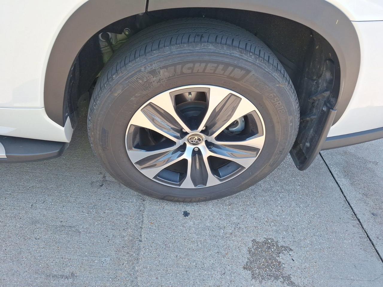 2023 Toyota Highlander XLE Hurst TX