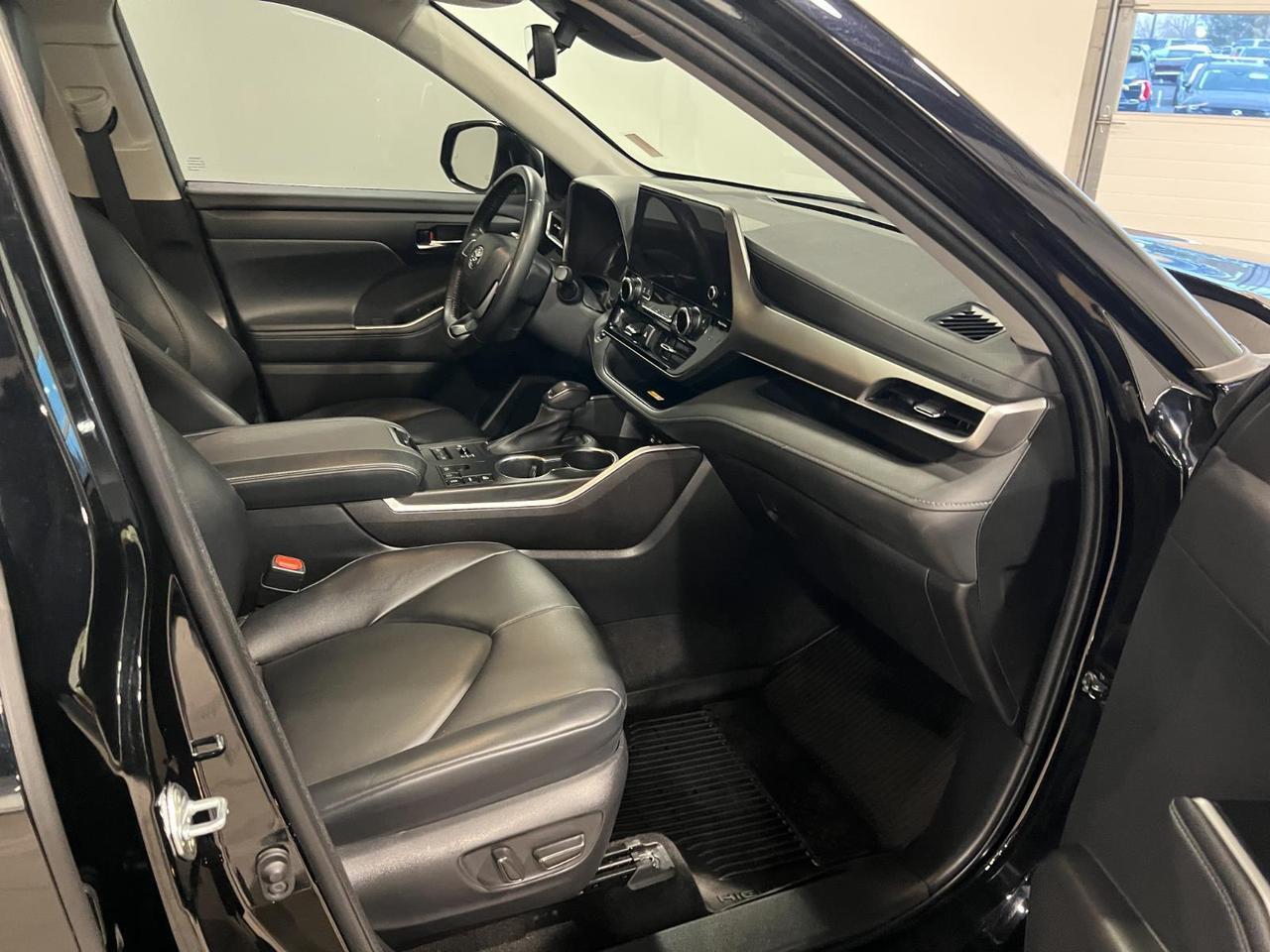 2023 Toyota Highlander XLE Parker CO