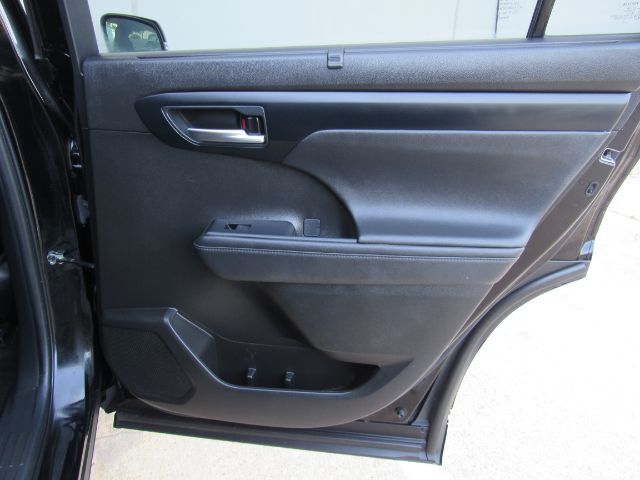 2023 Toyota Highlander XLE Plano TX