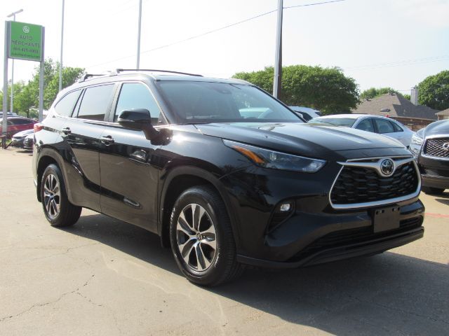 2023 Toyota Highlander XLE Plano TX