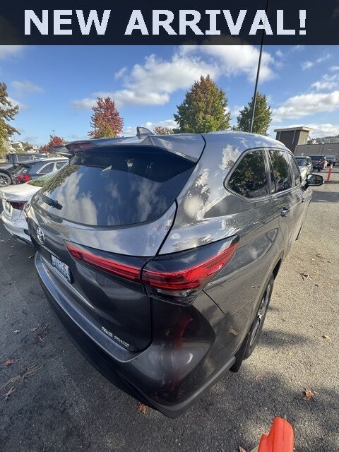 2023 Toyota Highlander XLE Renton WA