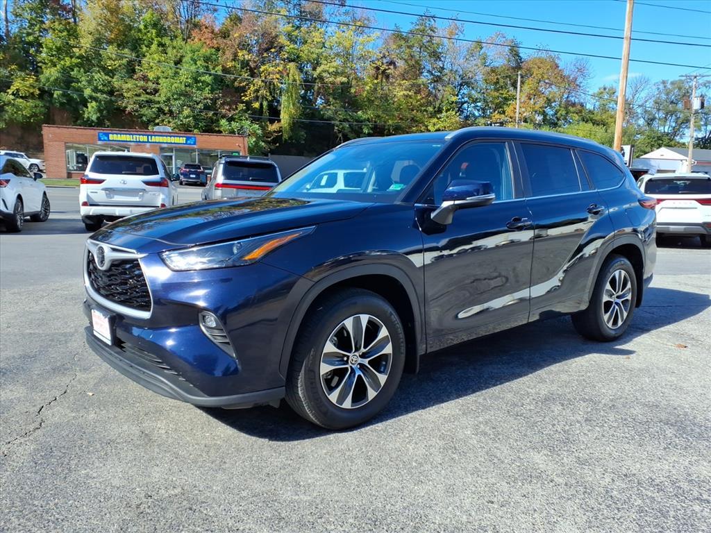 2023 Toyota Highlander XLE Roanoke VA