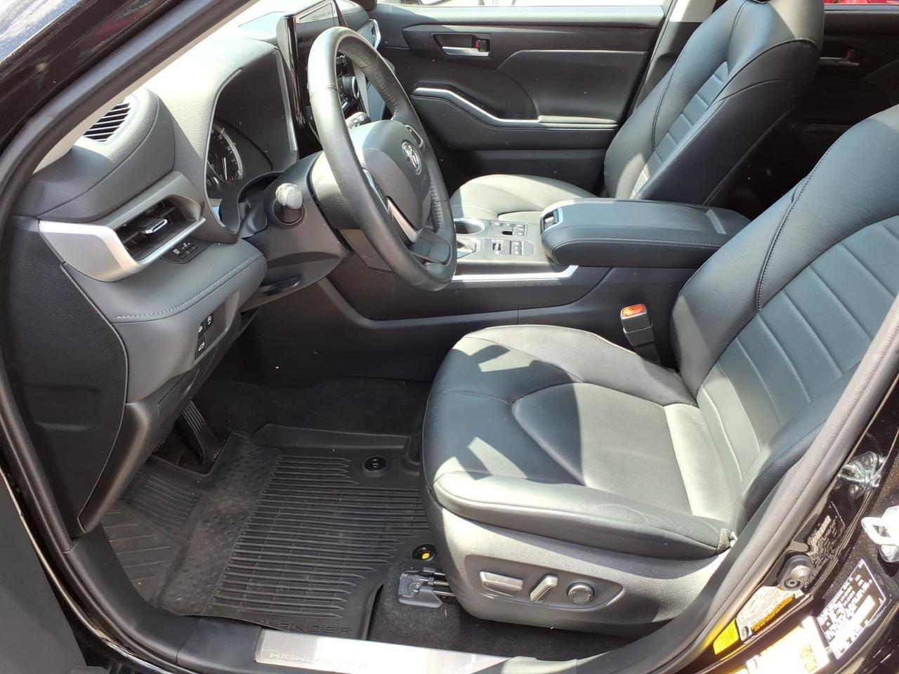 2023 Toyota Highlander XLE Roanoke VA