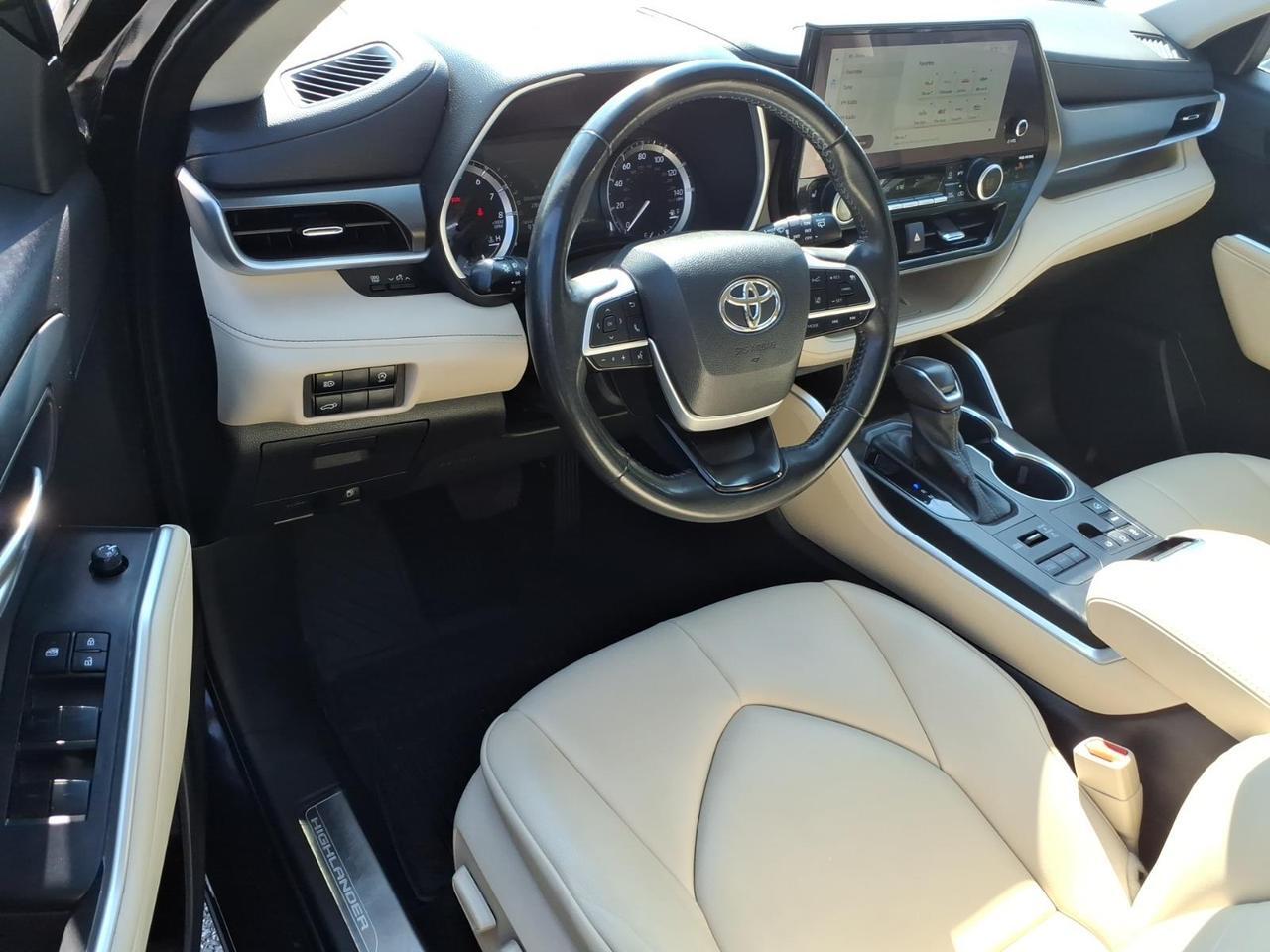 2023 Toyota Highlander XLE Roanoke VA