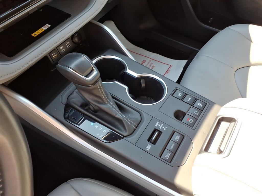 2023 Toyota Highlander XLE Roanoke VA