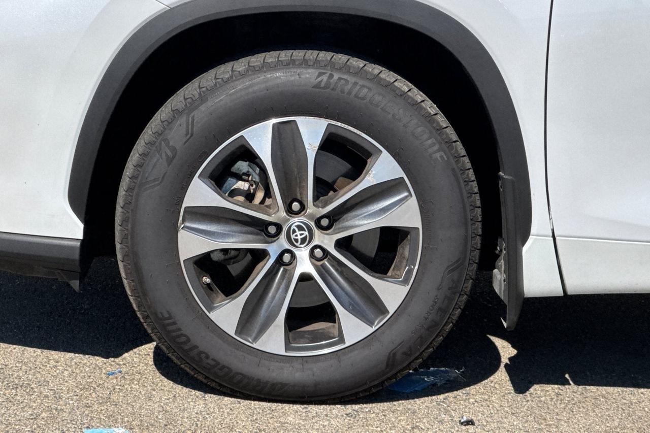 2023 Toyota Highlander XLE Roseville CA