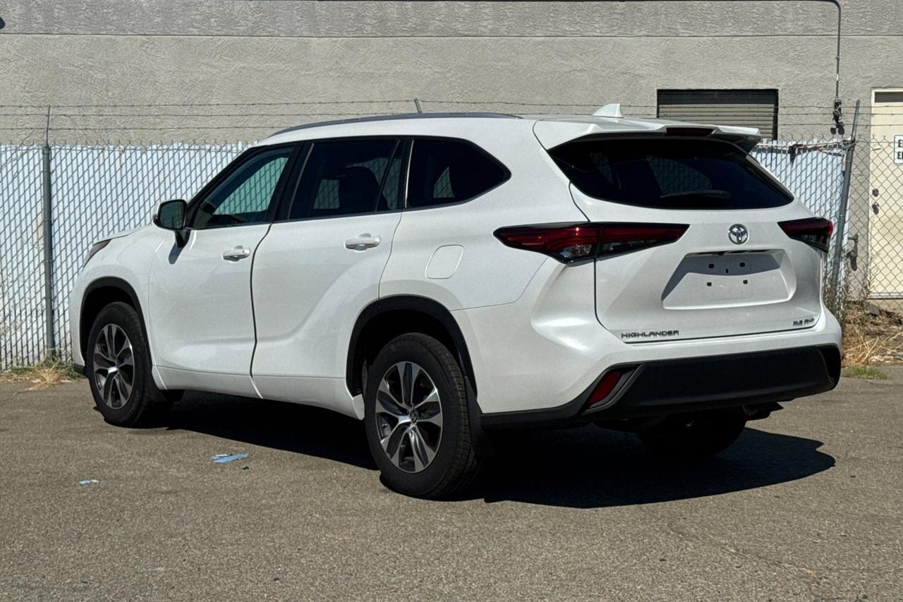 2023 Toyota Highlander XLE Roseville CA