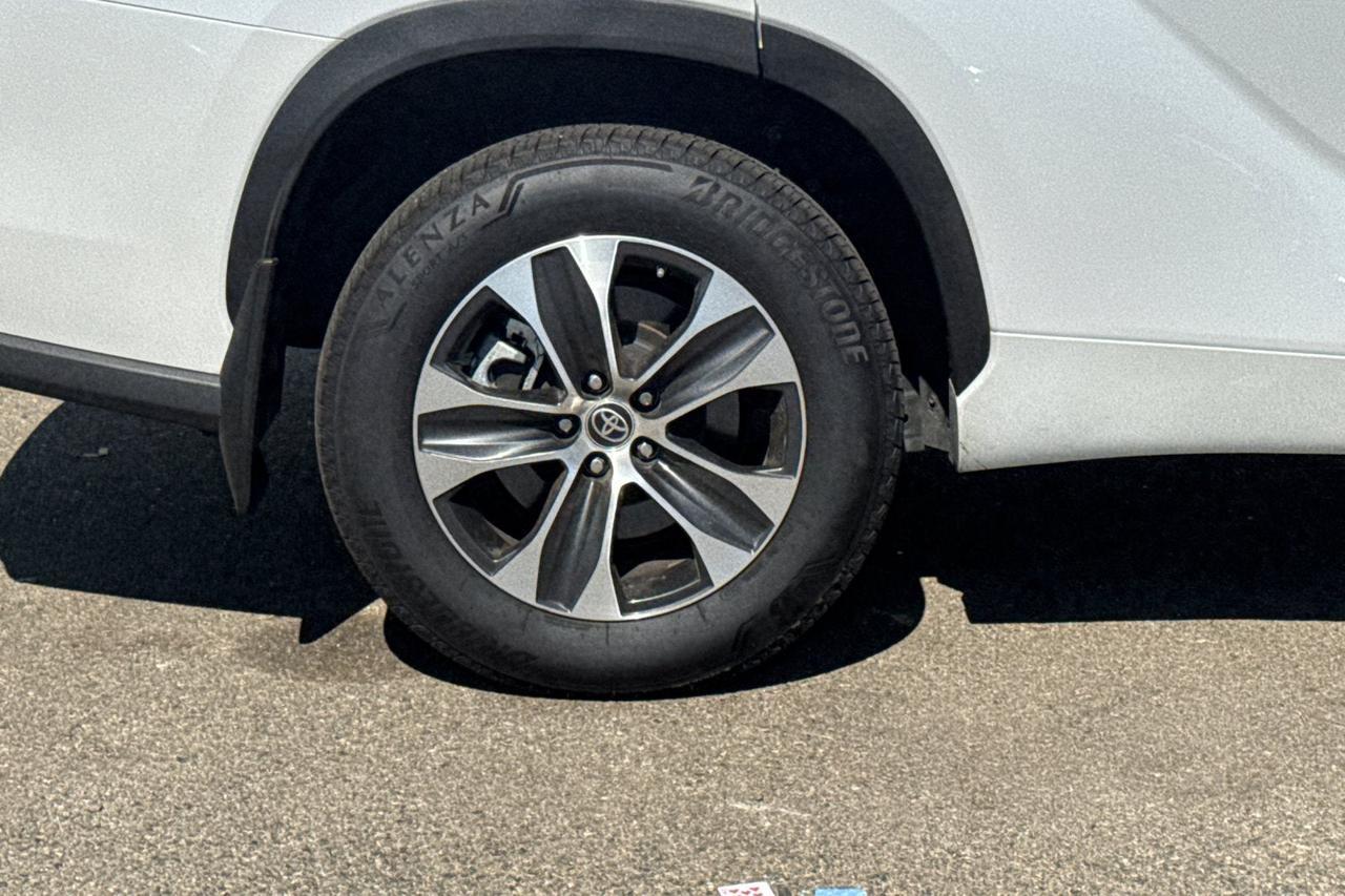 2023 Toyota Highlander XLE Roseville CA