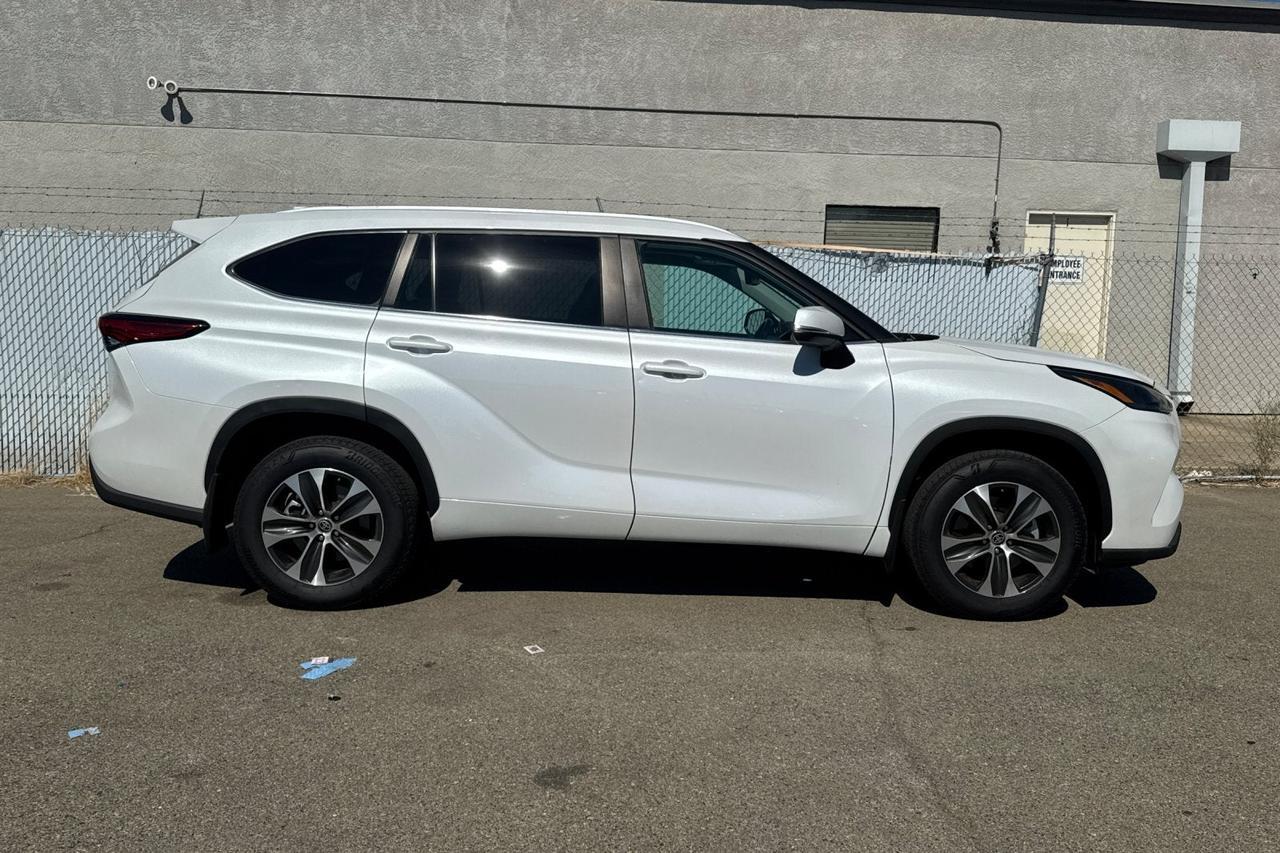 2023 Toyota Highlander XLE Roseville CA