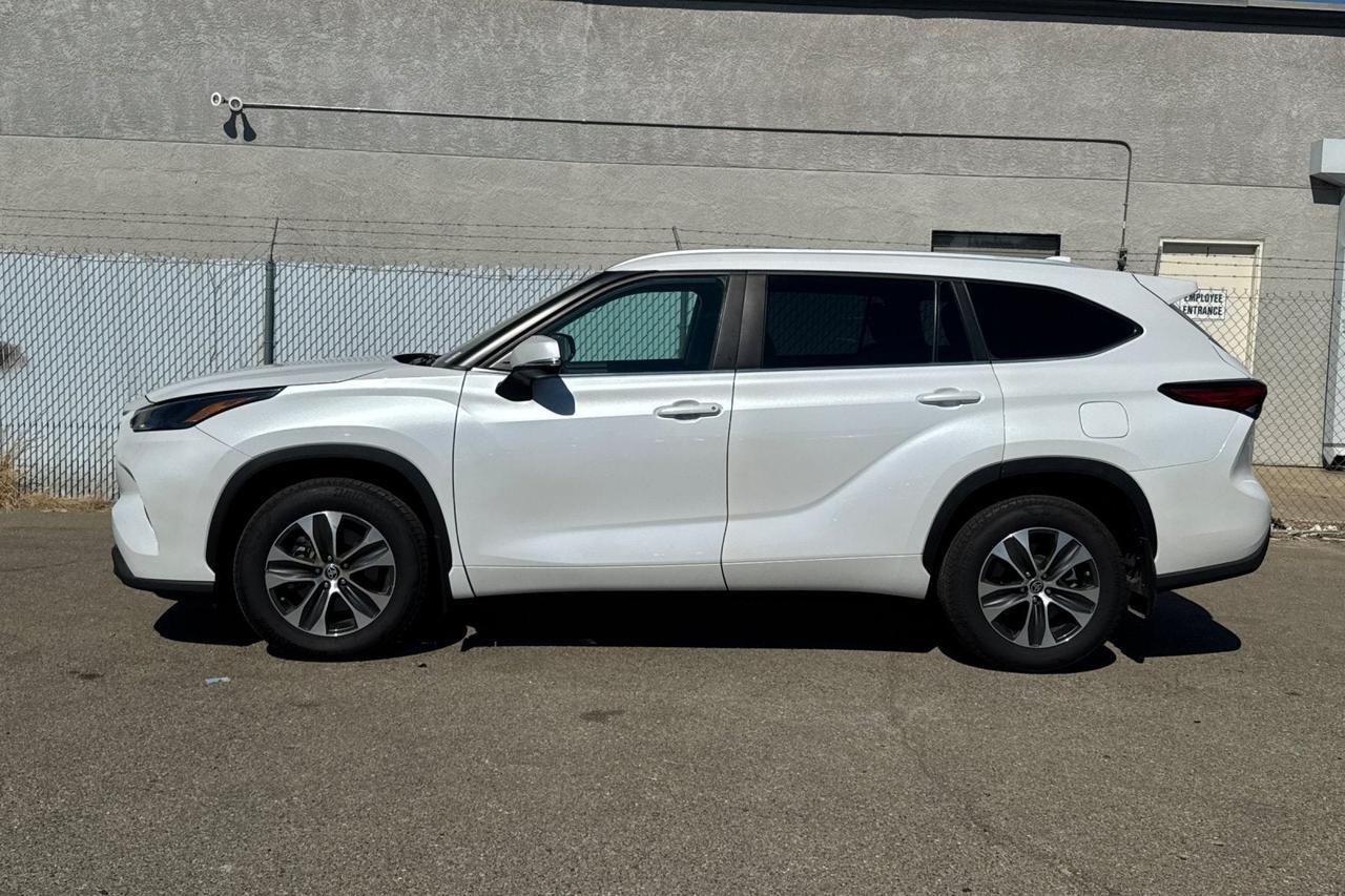 2023 Toyota Highlander XLE Roseville CA
