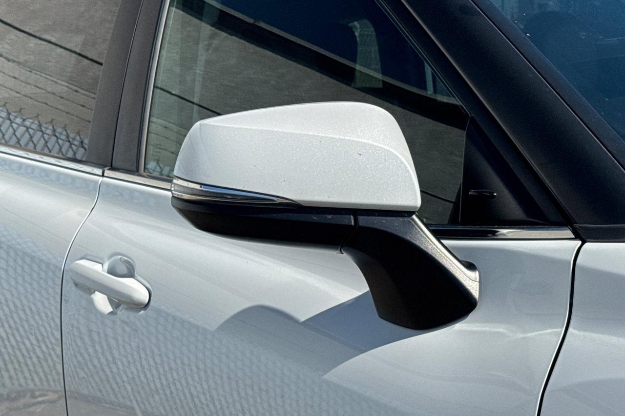 2023 Toyota Highlander XLE Roseville CA