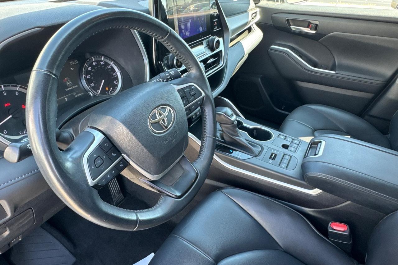 2023 Toyota Highlander XLE Roseville CA