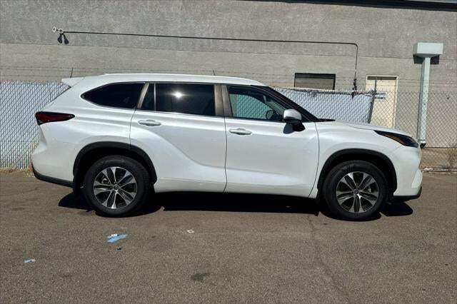 2023 Toyota Highlander XLE Roseville CA