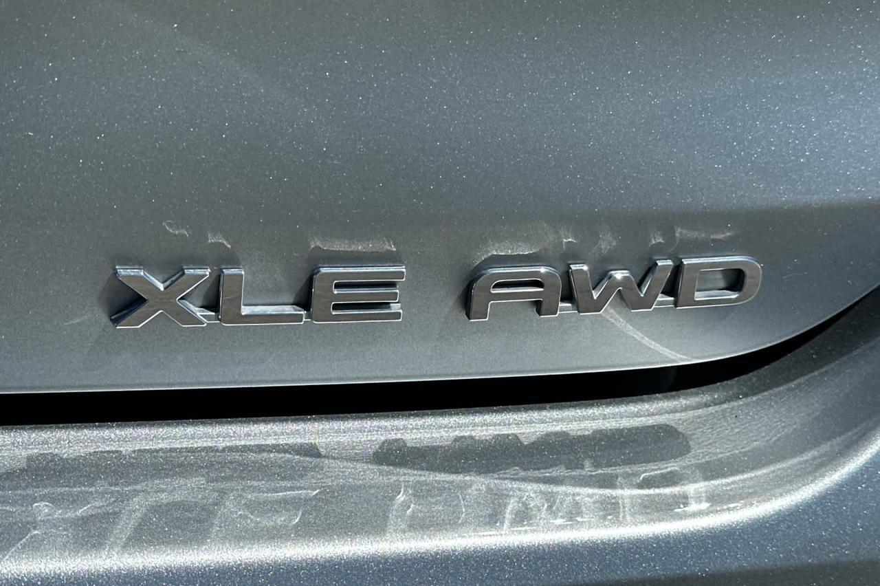 2023 Toyota Highlander XLE Roseville CA